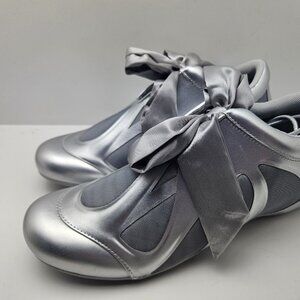 JW PEI Rosie Metallic Silver Bow Ties Low Top Sneakers Sz8.5 Never Worn Like New